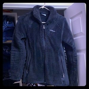 Columbia fuzzy jacket- black